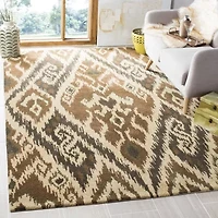 Safavieh Capri Collection Sonam Damask Area Rug