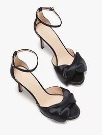 Bridal Bow Sandals