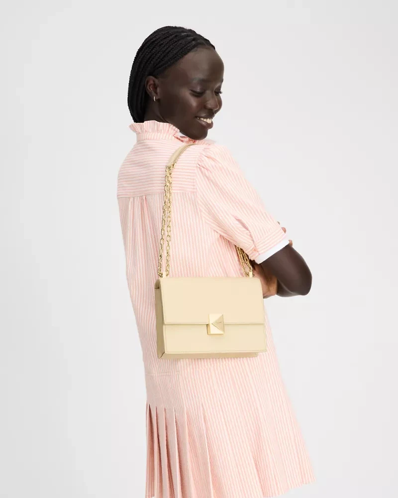 Deco Chain Shoulder Bag