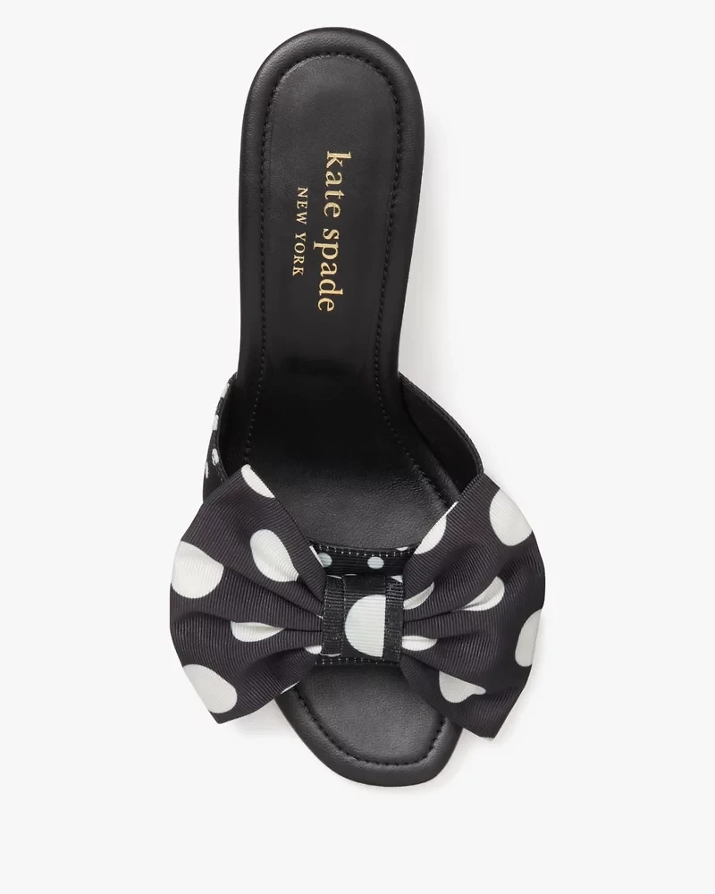 Rue Breezy Dot Sandals