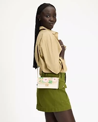 Phoebe Straw Turnlock Wallet-on-chain