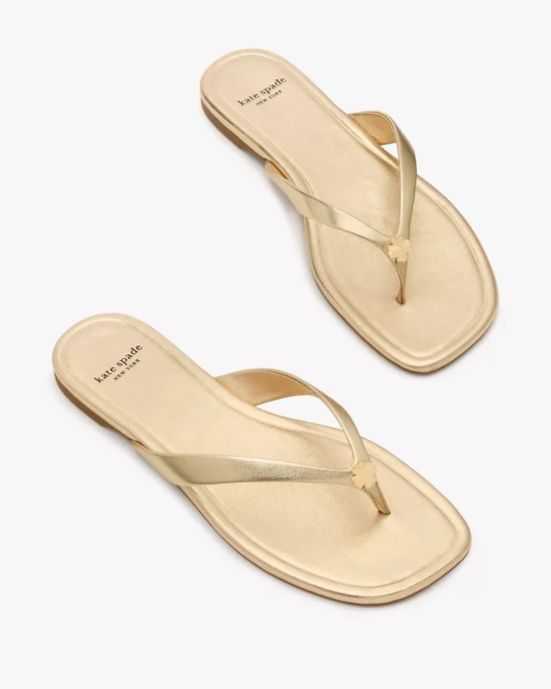 Spade Flower Flip Flop Sandals