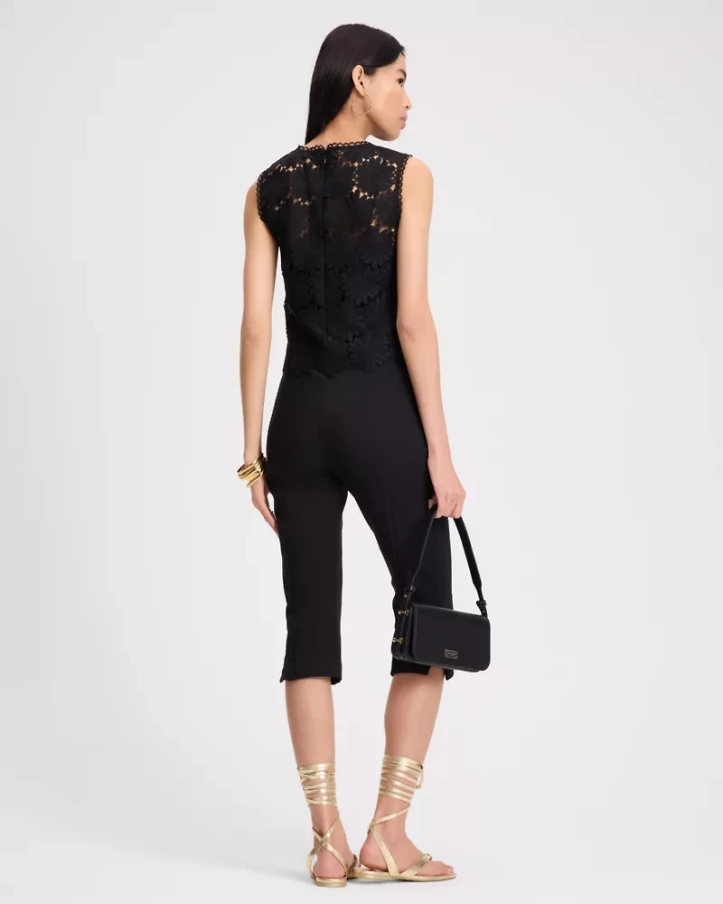 Daisy Lace Shell