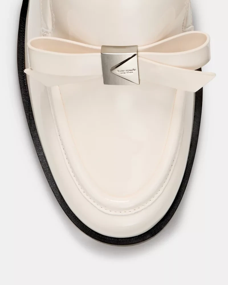 Deco Bow Heeled Loafer