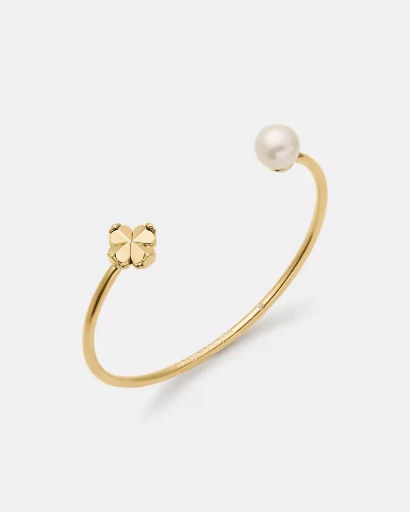 Spade Flower Pearl Cuff