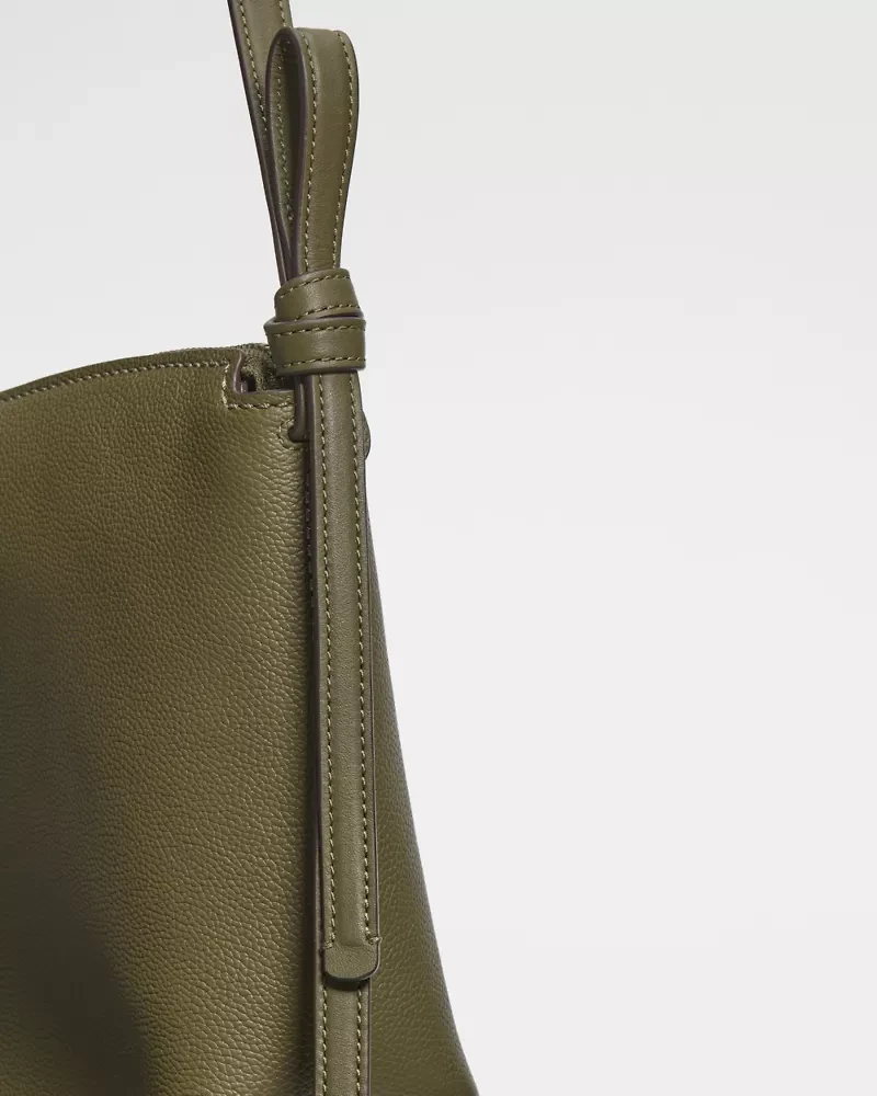 Loop Large Shoulder Bag