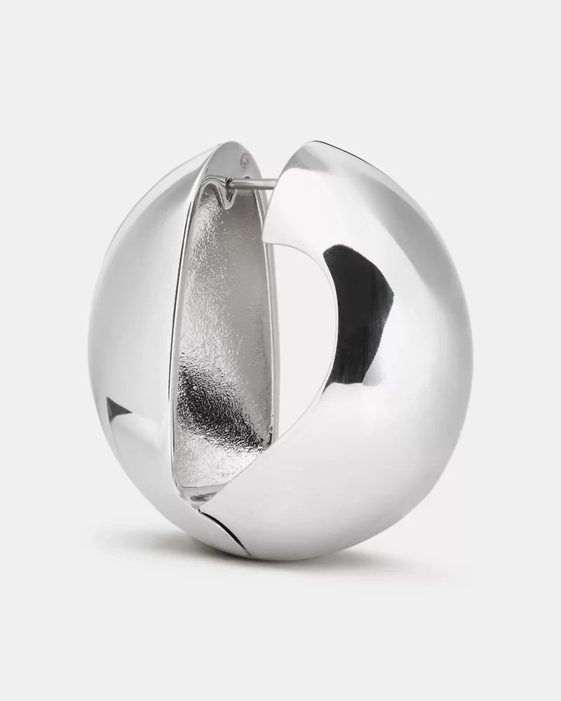 Sculpted Spade Statement Huggies