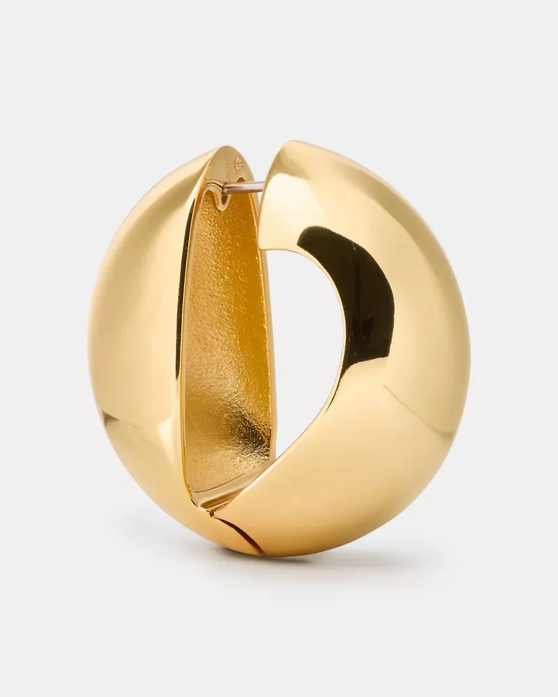 Sculpted Spade Statement Huggies