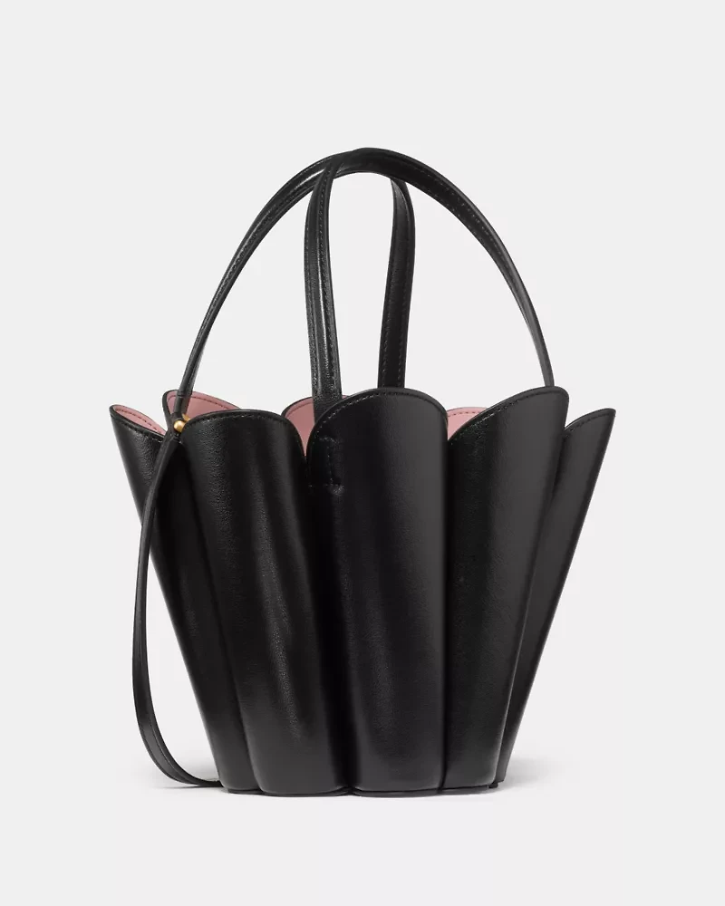 The Spade Flower Bucket Bag
