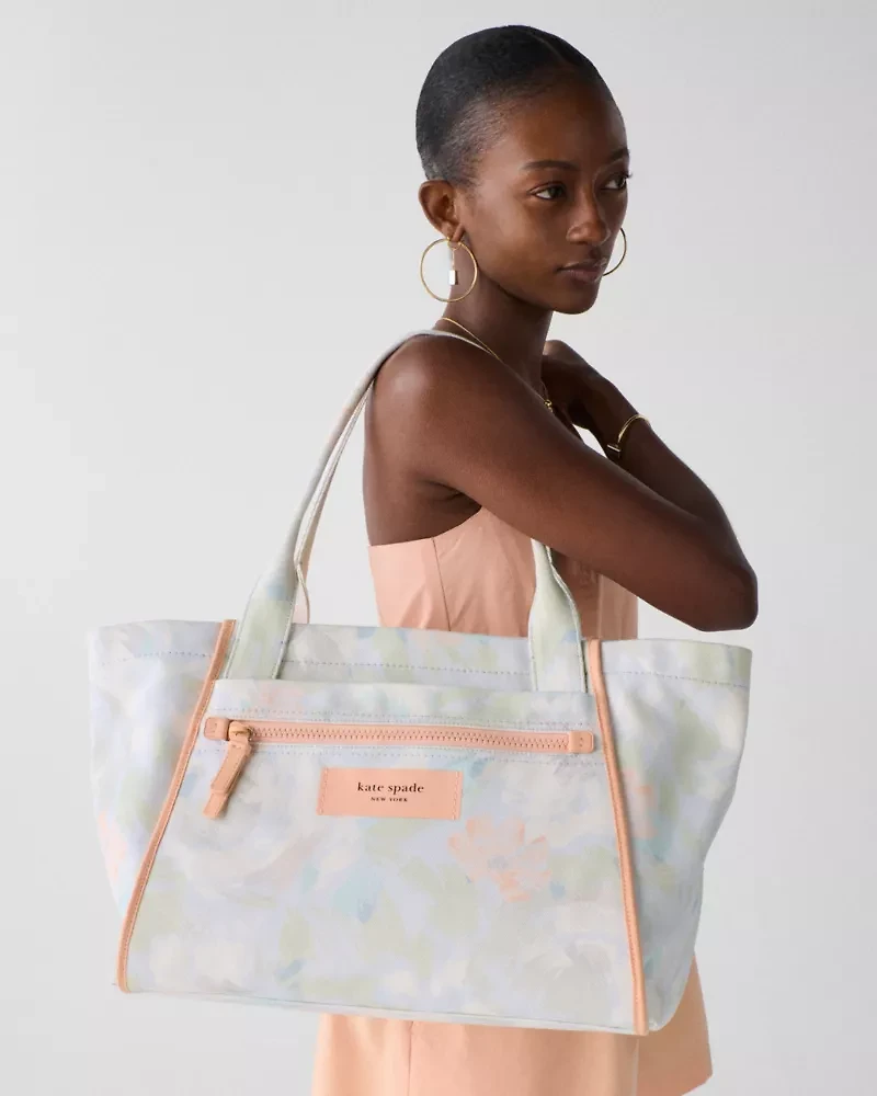 Dash Hidden Garden Large Tote Bag