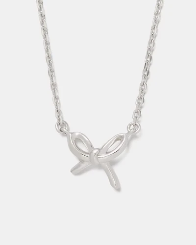 Girlie Pearlie Mini Bow Pendant