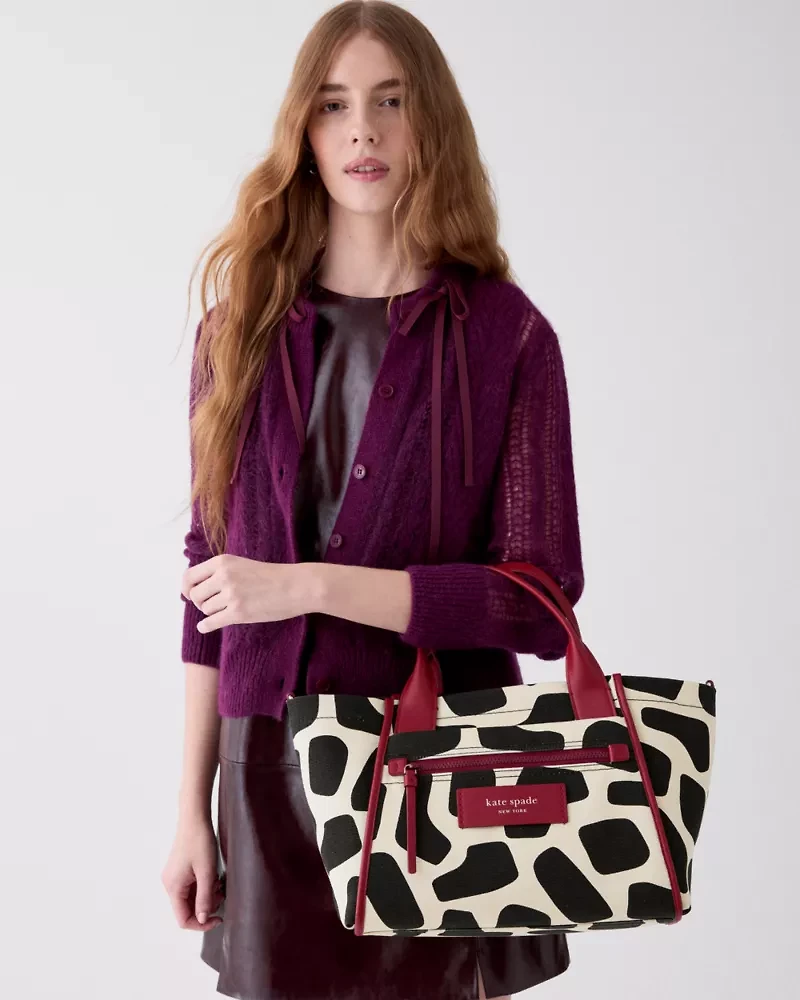 Dash Giraffe Canvas Tote Bag