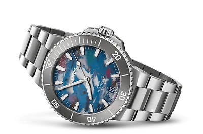 Shop aquis date upcycle calibre 400 in Canada | La Maison Monaco