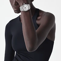 Shop defy skyline in Canada | La Maison Monaco