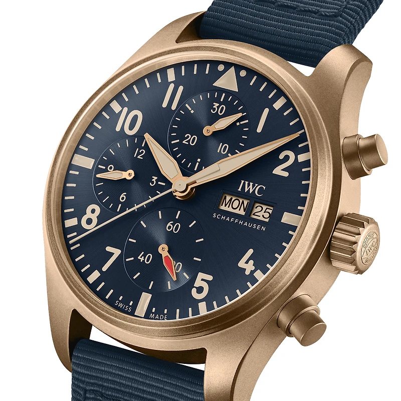 Shop pilot’s watch chronograph 41 in Canada | La Maison Monaco