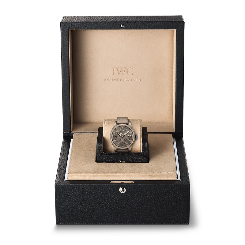 Shop big pilot’s watch perpetual calendar top gun edition “mojave desert” in Canada | La Maison Monaco