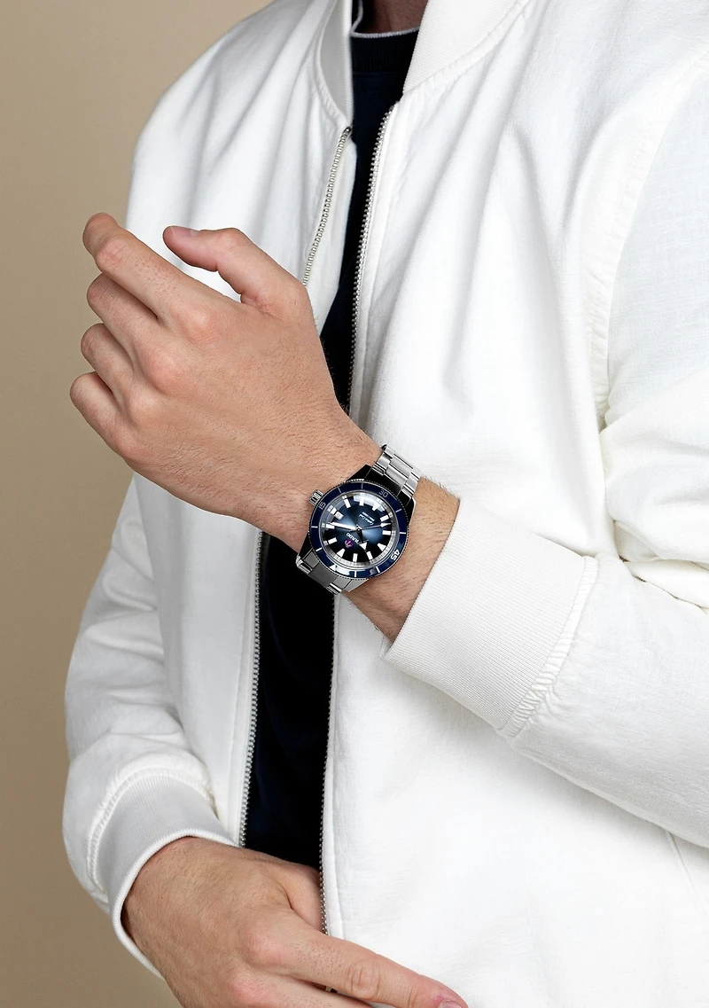 Shop captain cook automatic – r32105203 in Canada | La Maison Monaco