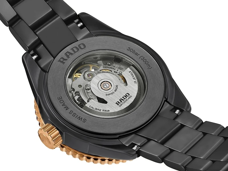 Shop captain cook high-tech ceramic skeleton – r32192152 in Canada | La Maison Monaco