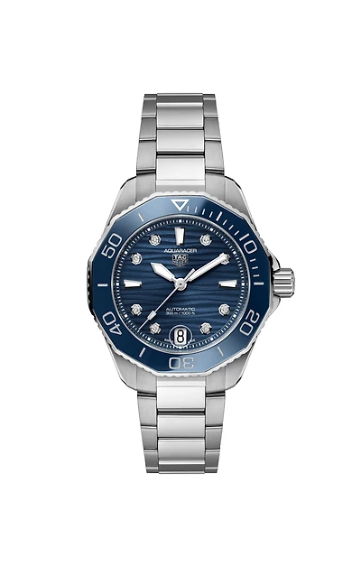 Shop tag heuer aquaracer professional 300 date in Canada | La Maison Monaco