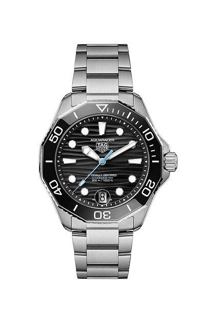 Shop tag heuer aquaracer professional 300 date in Canada | La Maison Monaco