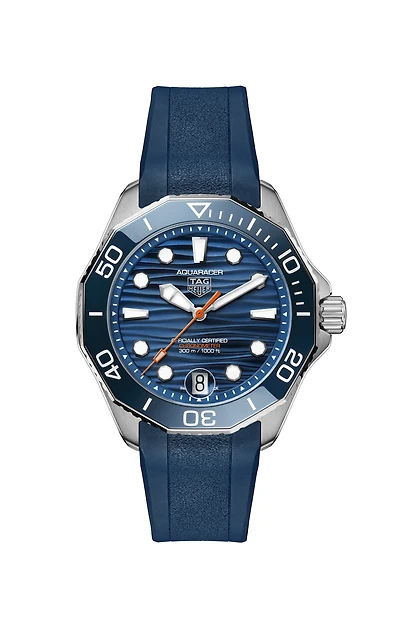 Shop tag heuer aquaracer professional 300 date in Canada | La Maison Monaco