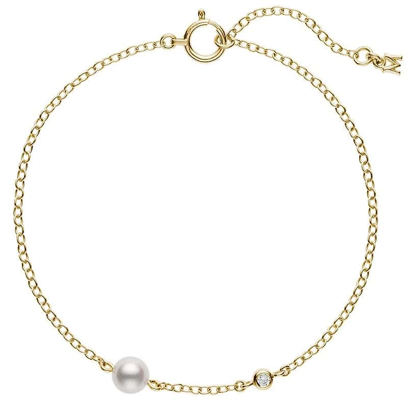 Shop akoya  cultured single pearl and diamond station bracelet in 18k yellow gold in Canada | La Maison Monaco