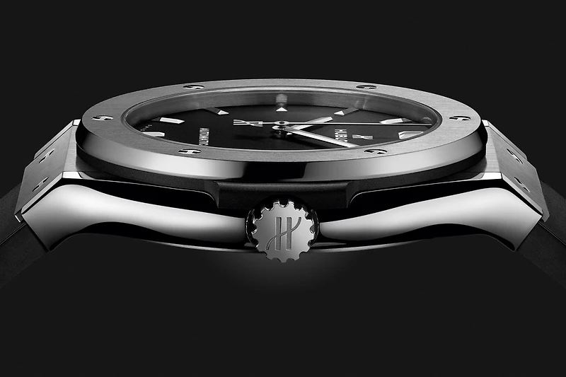 Shop classic fusion titanium on rubber mm in Canada | La Maison Monaco