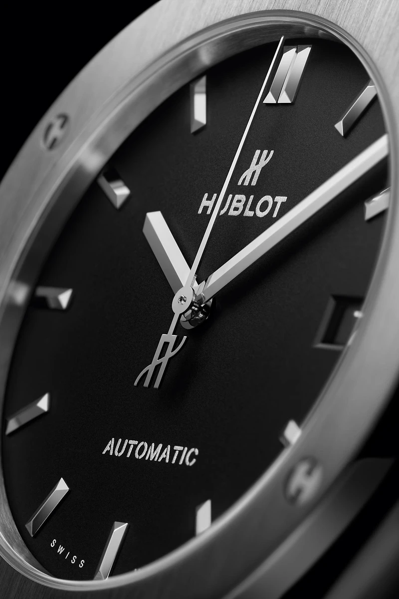 Shop classic fusion titanium on rubber mm in Canada | La Maison Monaco