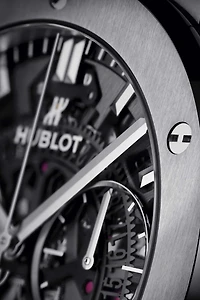 Shop classic fusion aerofusion titanium 45 mm in Canada | La Maison Monaco