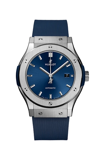 Shop classic fusion titanium 42 mm in Canada | La Maison MonacoShop
