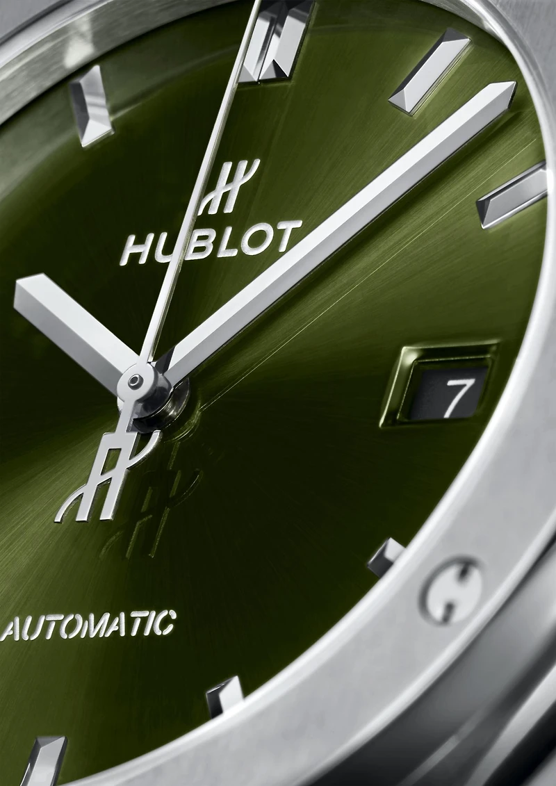 Shop classic fusion titanium green 42 mm in Canada | La Maison Monaco