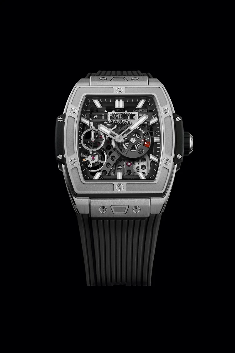 Shop spirit of big bang meca-10 titanium 45 mm in Canada | La Maison MonacoShop