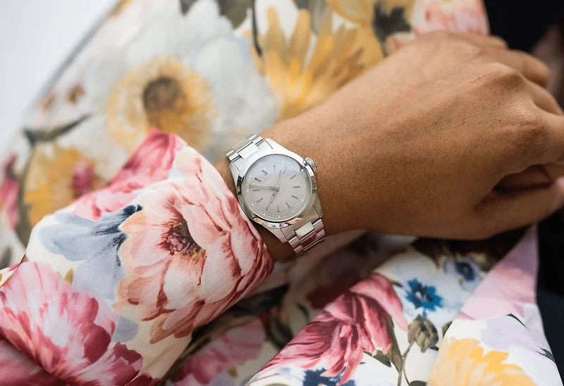 Shop big crown in Canada | La Maison Monaco