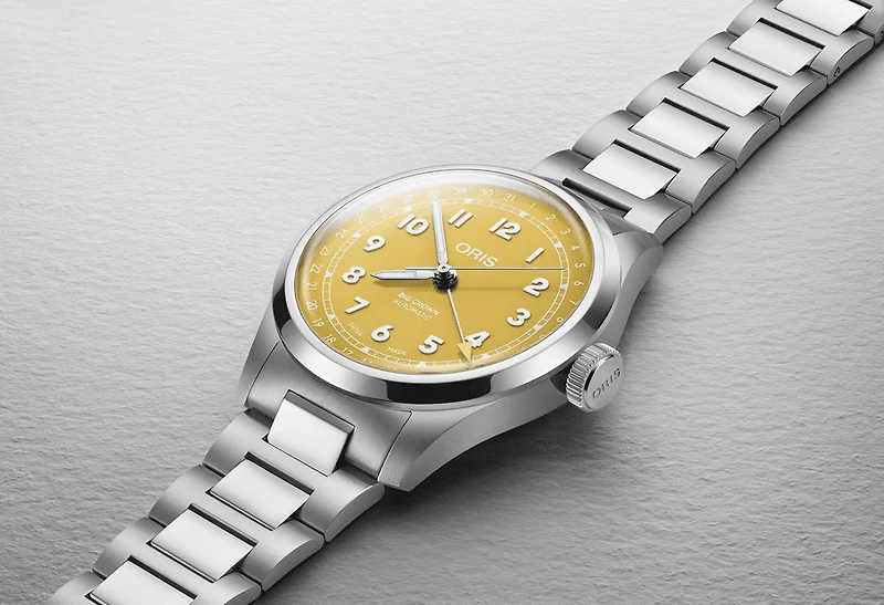 Shop big crown pointer date in Canada | La Maison Monaco