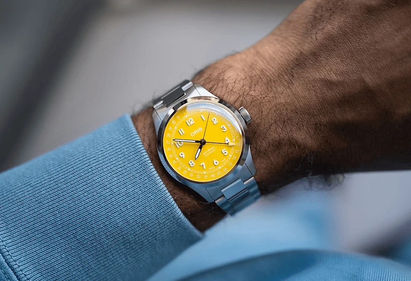 Shop big crown pointer date in Canada | La Maison Monaco