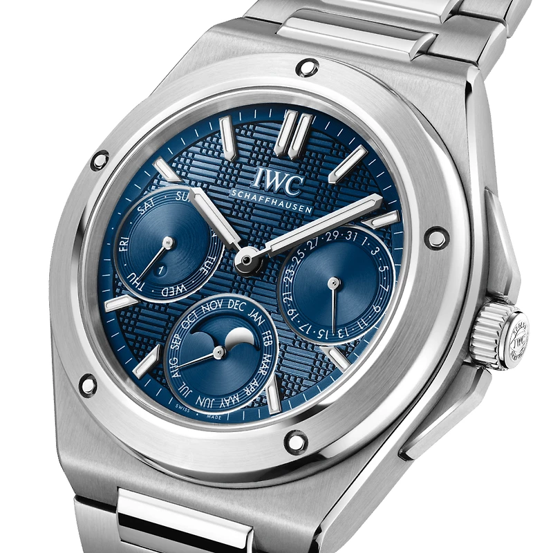 Shop ingenieur perpetual calendar 41 in Canada | La Maison Monaco