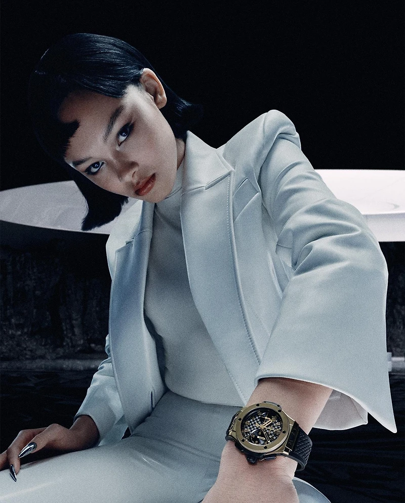 Shop big bang 20th anniversary full magic gold 43mm in Canada | La Maison MonacoShop