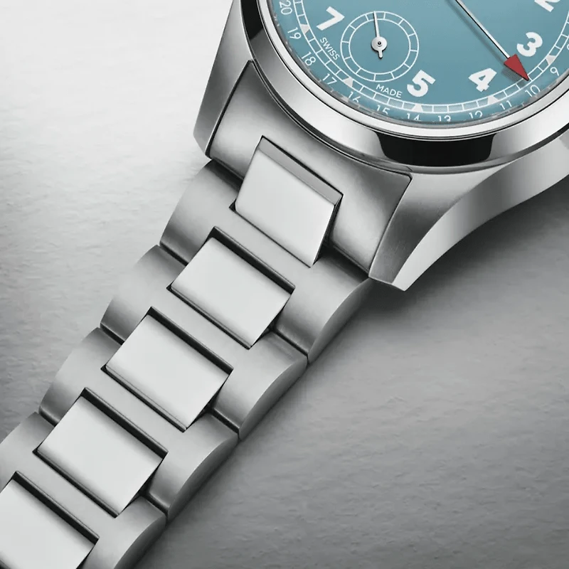 Shop big crown pointer date calibre 473 in Canada | La Maison Monaco