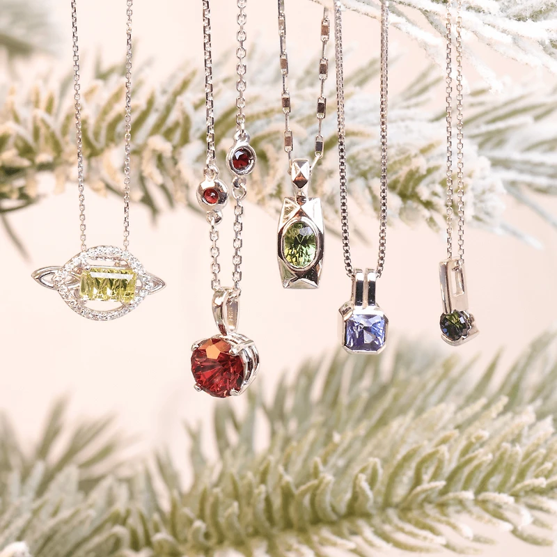 14K WHITE GOLD PENDANT