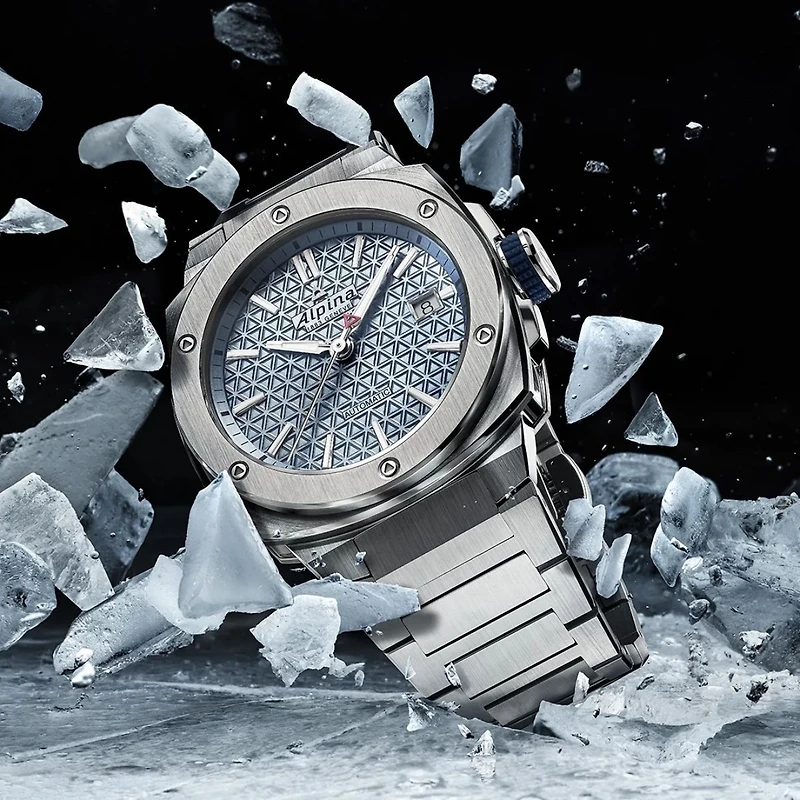 ALPINER EXTREME AUTOMATIC 39MM