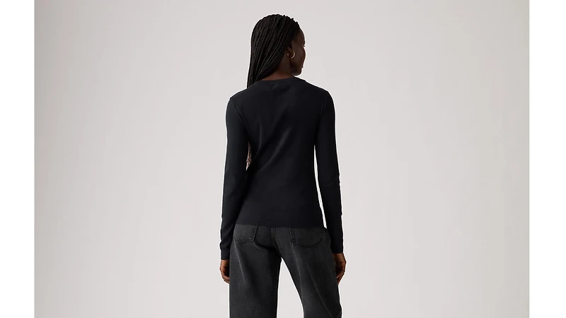 Graphic Essential Long-Sleeve Tee