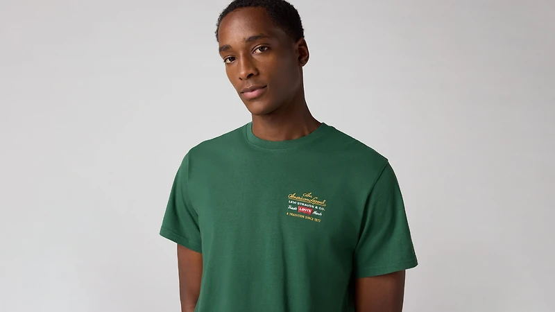 Relaxed Fit Short-Sleeve Graphic T-Shirt