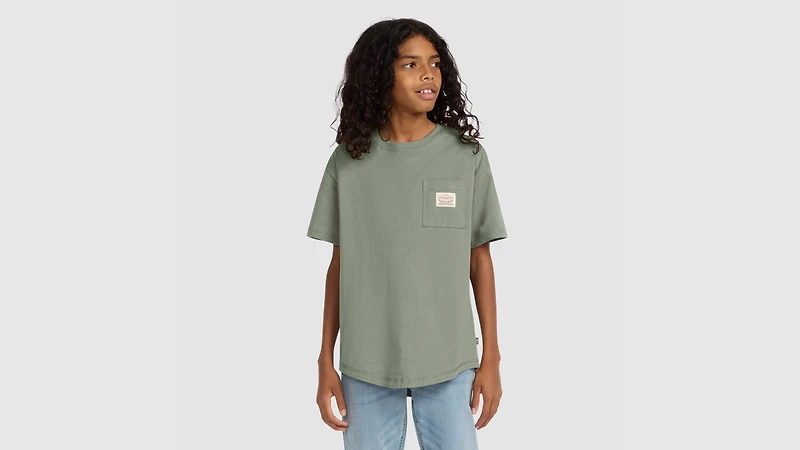 Curved Hem Pocket Tee Big Boys S-XL