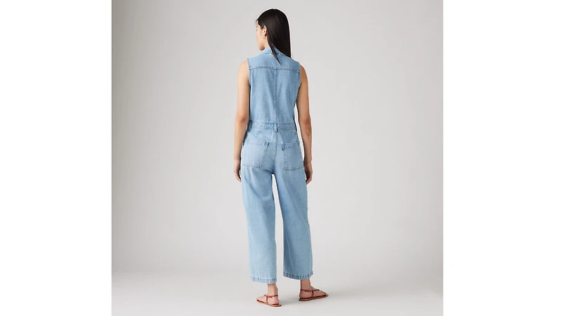 Lightweight Sleeveless Jumpsuit
