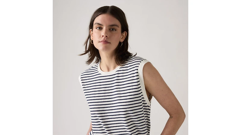 Boxy Tank