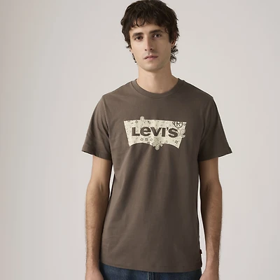 Standard Fit Classic Graphic T-Shirt