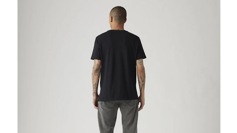 Standard Fit Levi's® Sportswear Logo Graphic T-Shirt