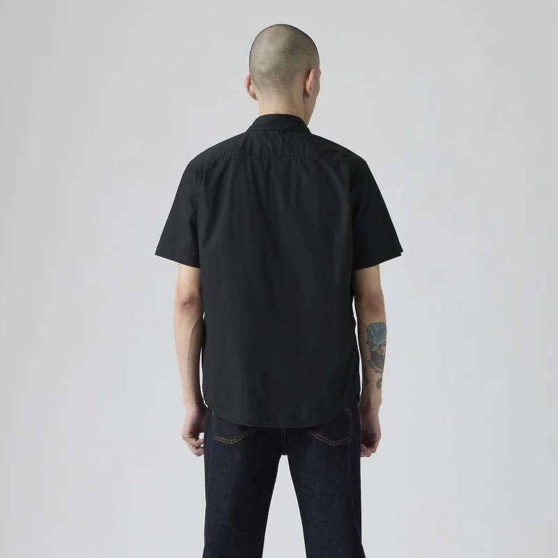 Short-Sleeve Classic One Pocket Standard Fit Shirt