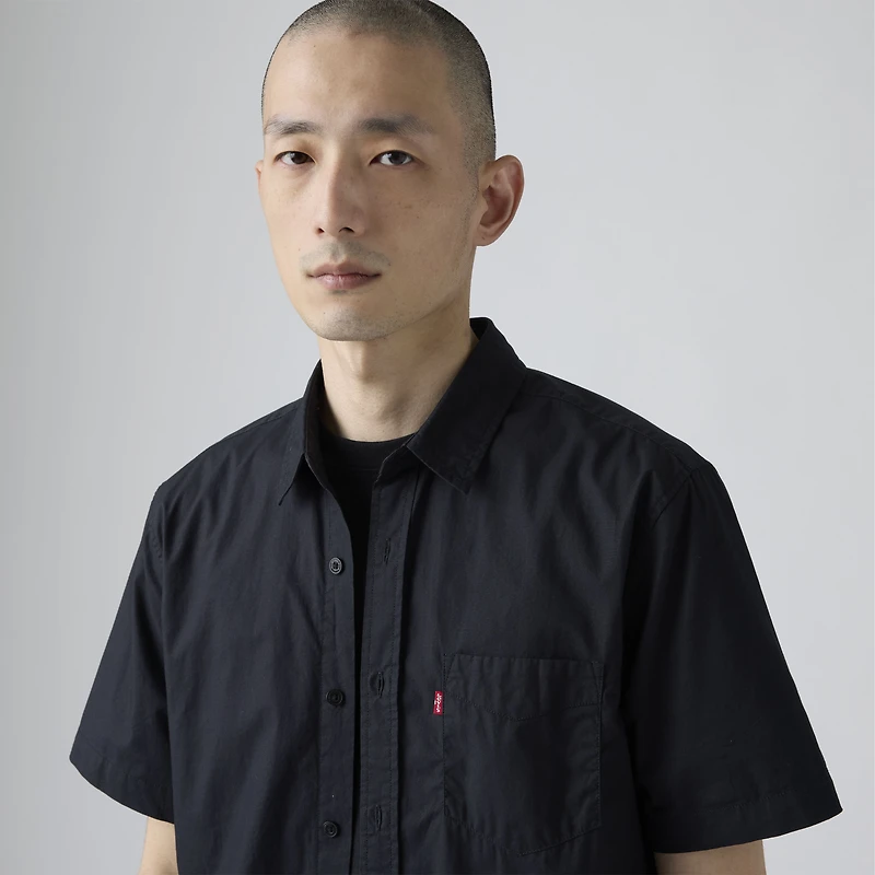 Short-Sleeve Classic One Pocket Standard Fit Shirt