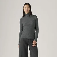 Dreamy Turtleneck Top